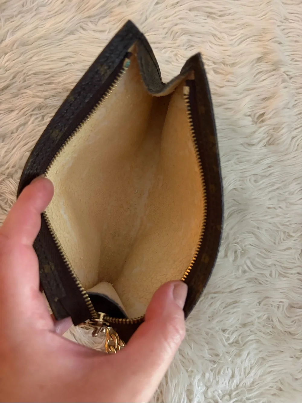 Louis Vuitton Brown Monogram Canvas bucket PM accesories